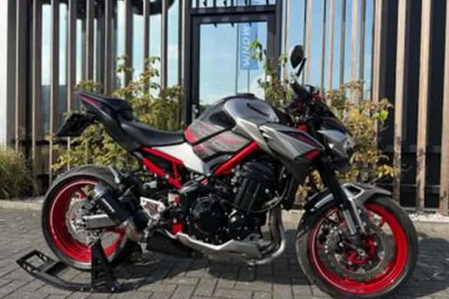 Kawasaki Z900 (2023) thumbnail 4