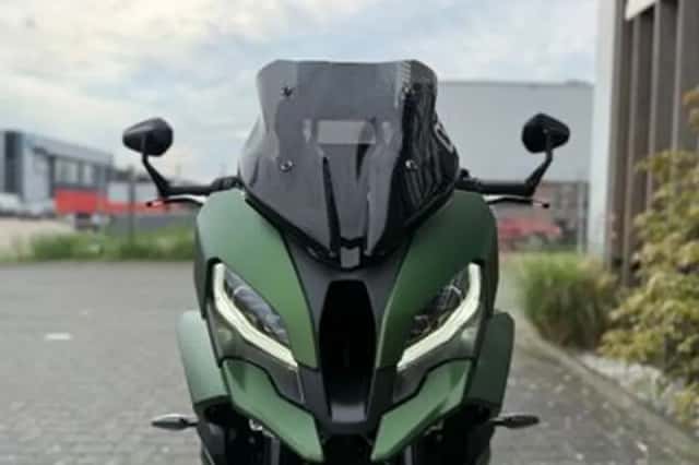 BMW S 1000 XR (2023) thumbnail 3