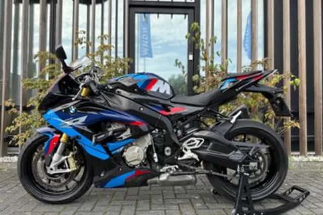 BMW S 1000 RR (2018) thumbnail 2