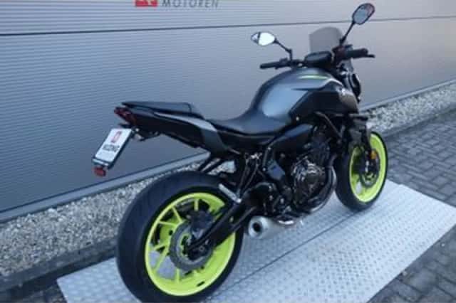 Yamaha MT-07 (2018) thumbnail 3