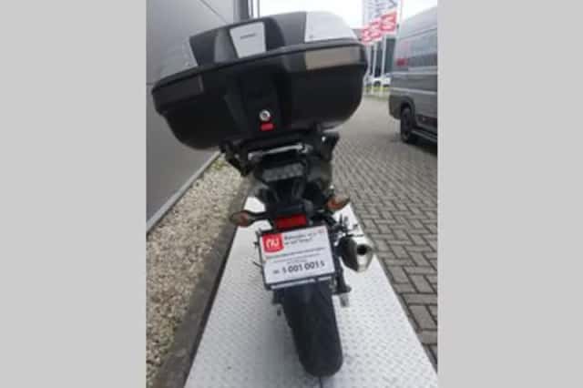 Honda NC750X (2016) thumbnail 5