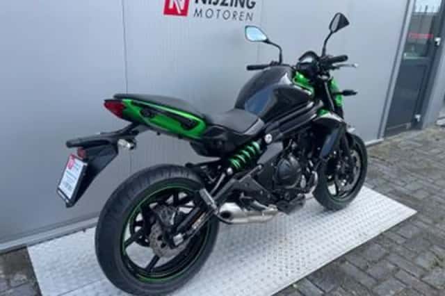 Kawasaki ER-6n (2016) thumbnail 3