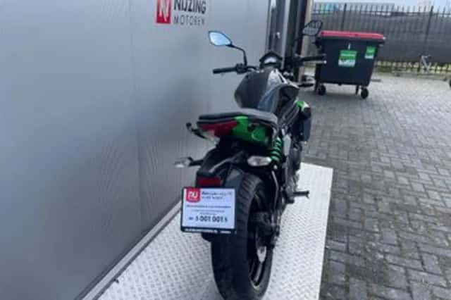 Kawasaki ER-6n (2016) thumbnail 5