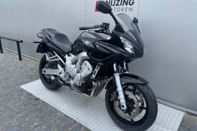Yamaha FZ6 Fazer (2007) thumbnail 2