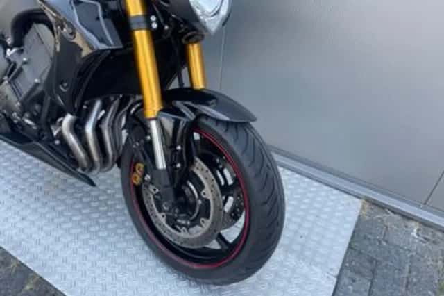 Yamaha FZ8 (2015) thumbnail 6