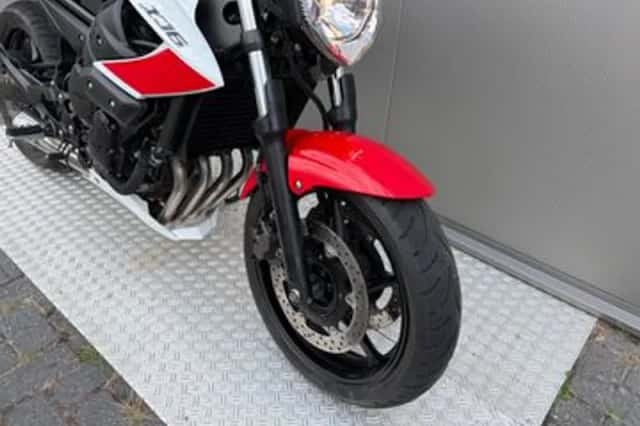 Yamaha XJ6 Diversion (2012) thumbnail 6