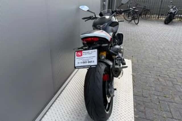 Ducati Monster 821 (2019) thumbnail 5