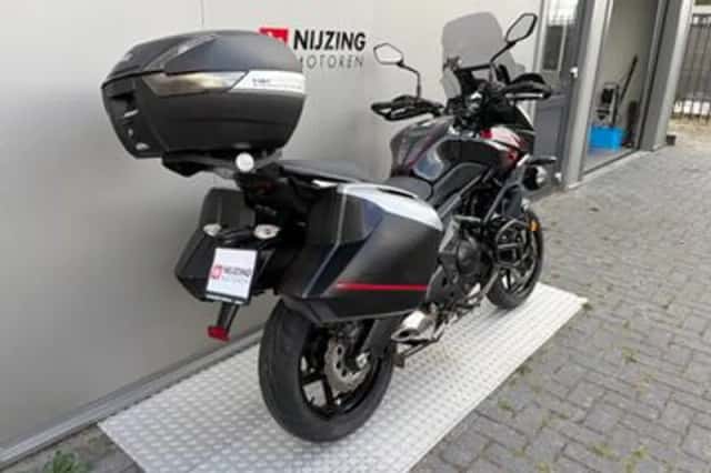 Kawasaki Versys 650 (2021) thumbnail 3