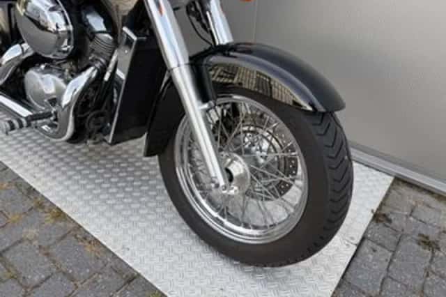Honda VT 750 Shadow (2000) thumbnail 6