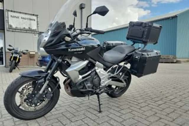 Kawasaki KLE 650 Versys (2010) thumbnail 2