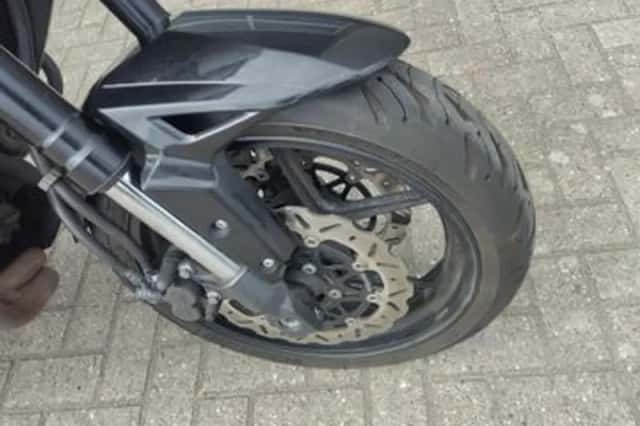 Kawasaki KLE 650 Versys (2010) thumbnail 3