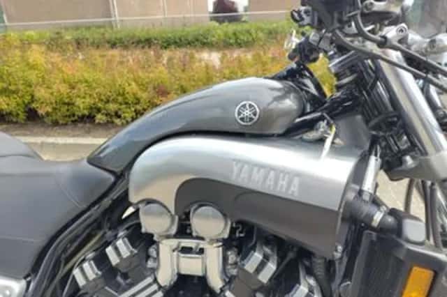 Yamaha VMX 1200 V-MAX (2002) thumbnail 6