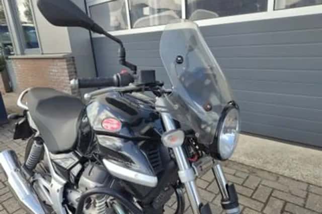 Moto Guzzi Breva 750 (2008) thumbnail 3