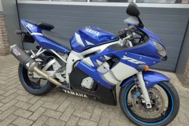 Yamaha YZF-R6 (2001) thumbnail 1