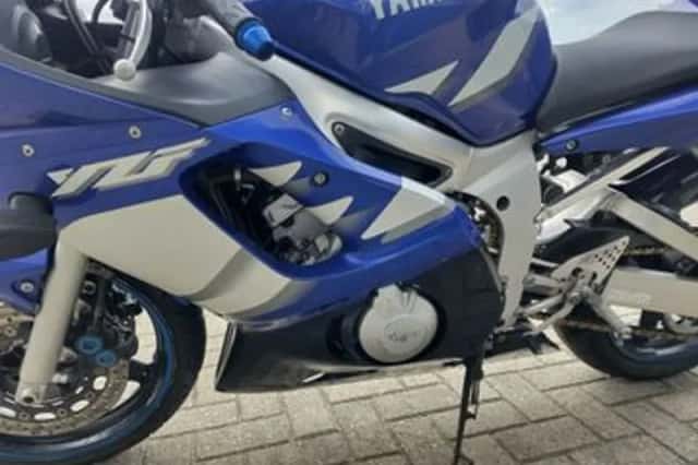 Yamaha YZF-R6 (2001) thumbnail 6