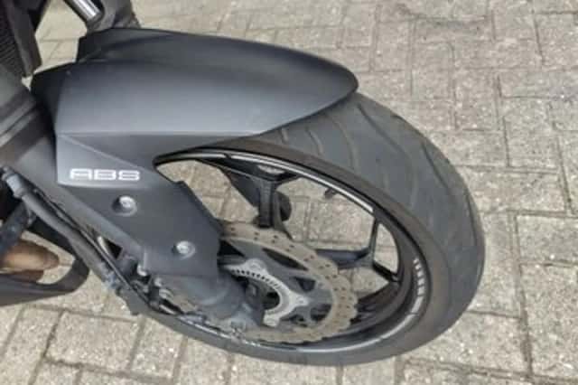 Kawasaki Z300 (2017) thumbnail 4