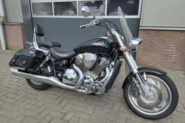 Honda Vtx 1800 (2003) thumbnail 1