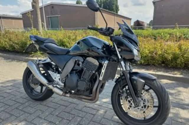 Kawasaki Z750 (2005) thumbnail 1