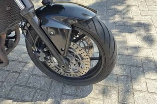 Kawasaki Z750 (2005) thumbnail 4