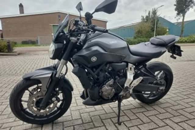 Yamaha MT-07 (2014) thumbnail 2