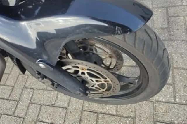 Suzuki V-Strom 650 (2004) thumbnail 3