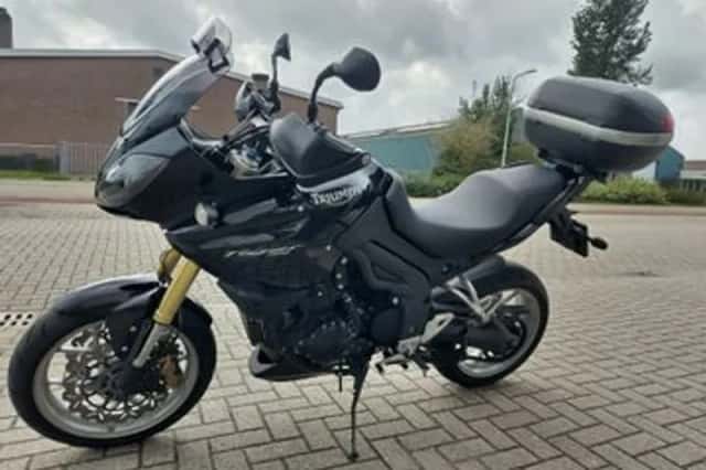 Triumph Tiger 1050 (2008) thumbnail 2