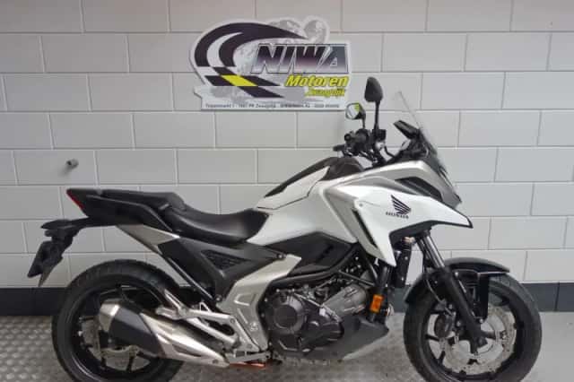 Honda NC750X (2022) thumbnail 1