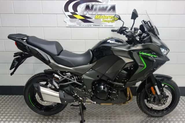 Kawasaki Versys 1100 (0) thumbnail 1