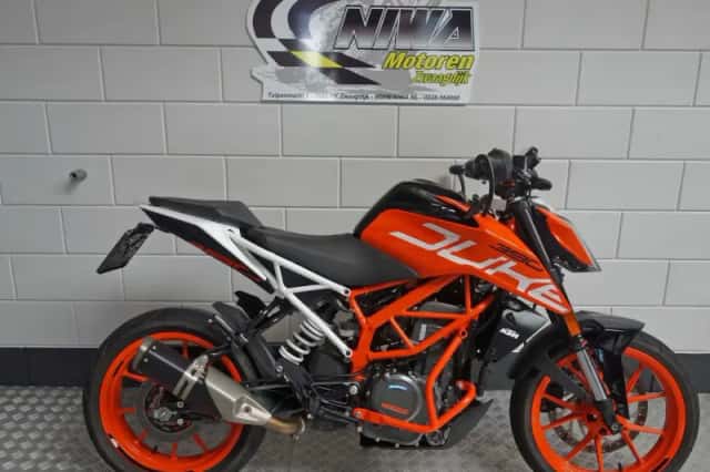 KTM 390 Duke (2020) thumbnail 1