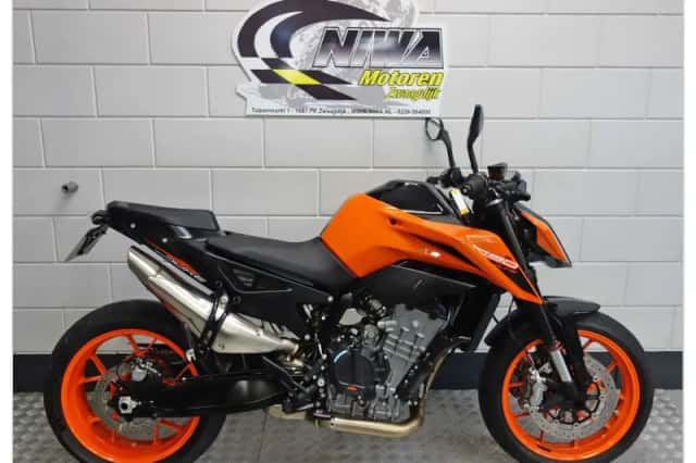 KTM 790 Duke (2021) thumbnail 1