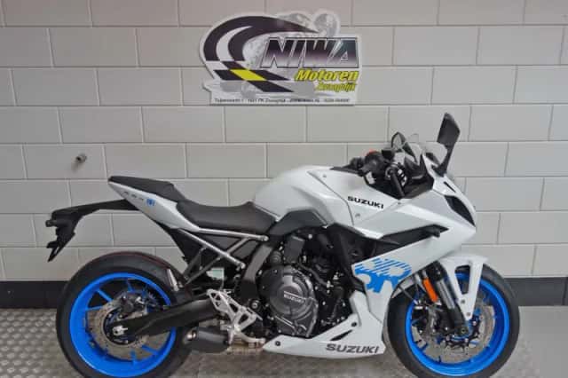 Suzuki GSX-8R (2026) thumbnail 1