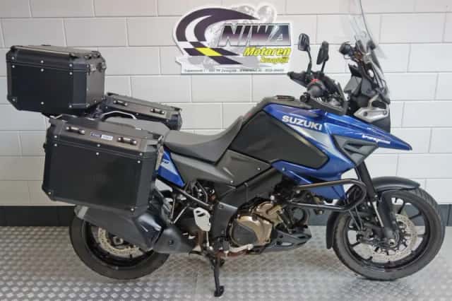 Suzuki V-Strom (2023) thumbnail 1