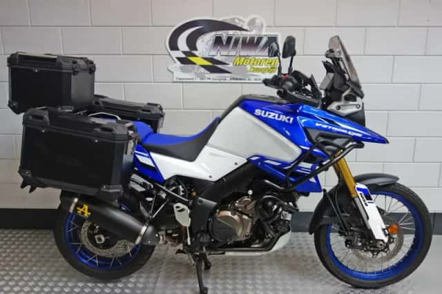 Suzuki V-Strom (2024) thumbnail 1