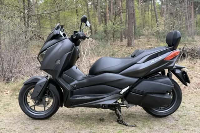 Yamaha X-MAX 300 (2018) thumbnail 6