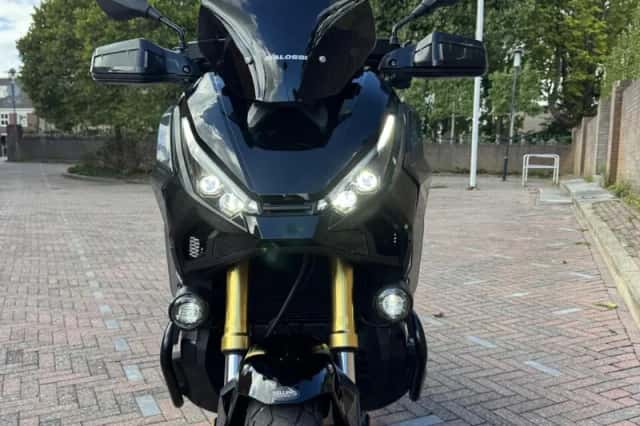 Honda X ADV (2025) thumbnail 6