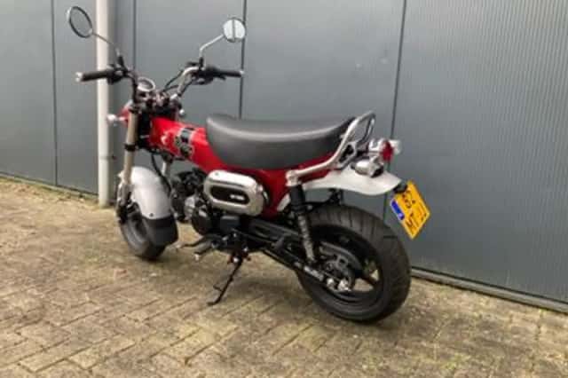 Honda ST 125 DAX (2023) thumbnail 6