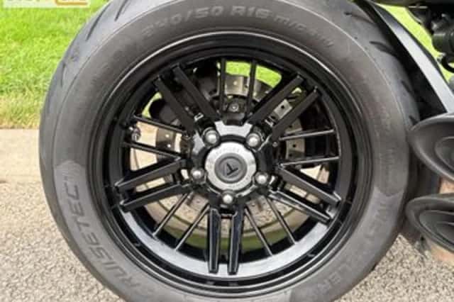 Triumph Rocket III (2020) thumbnail 5
