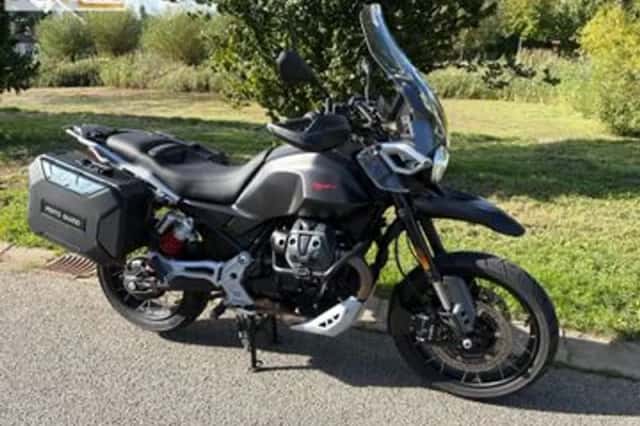 Moto Guzzi V85 TT (2024) thumbnail 6
