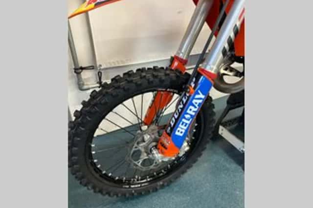 KTM 125 SX (2025) thumbnail 3