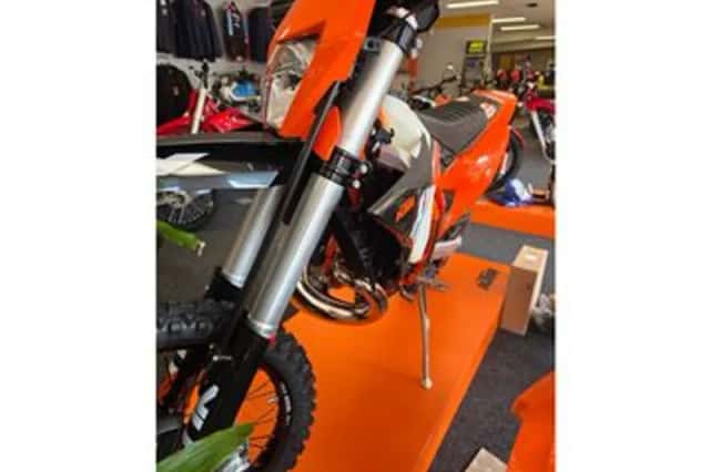 KTM 300 EXC (2027) thumbnail 6