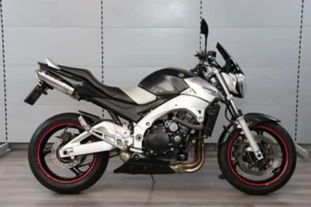 Suzuki GSR600 (2006) thumbnail 1