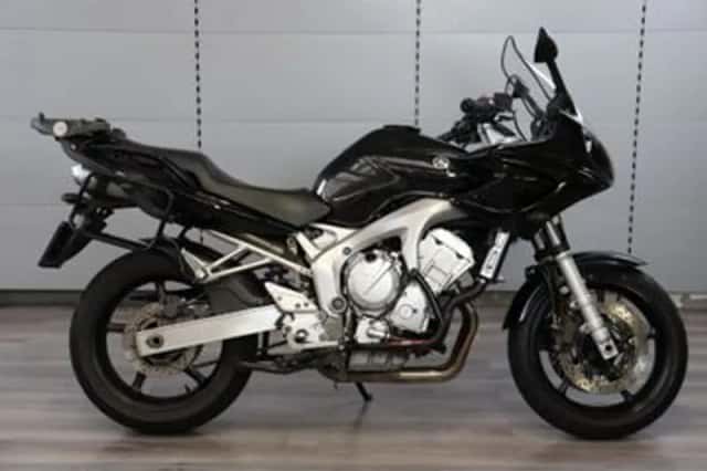 Yamaha FZ6 Fazer (2006) thumbnail 2