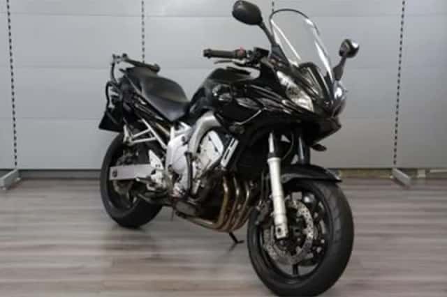 Yamaha FZ6 Fazer (2006) thumbnail 3