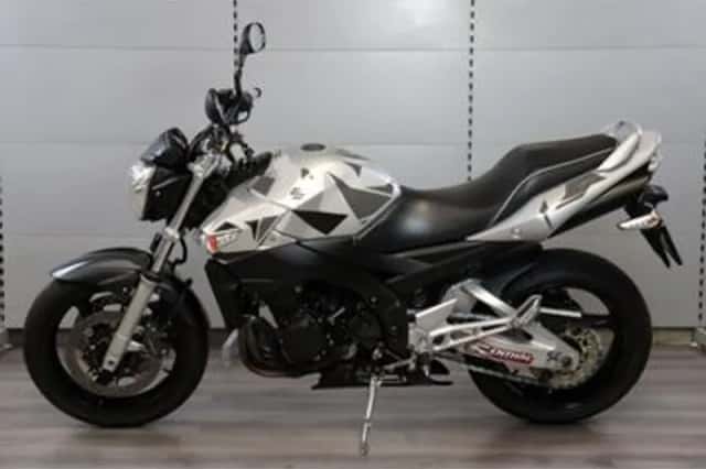 Suzuki GSR600 (2007) thumbnail 3