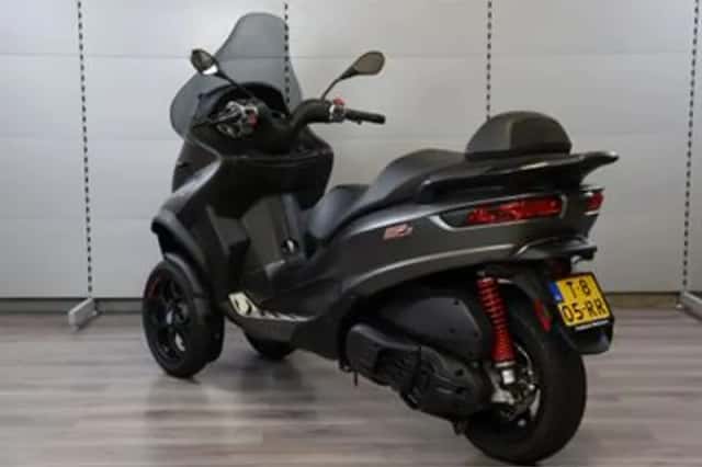 Piaggio MP3 500 HPE Sport ASR (2018) thumbnail 5
