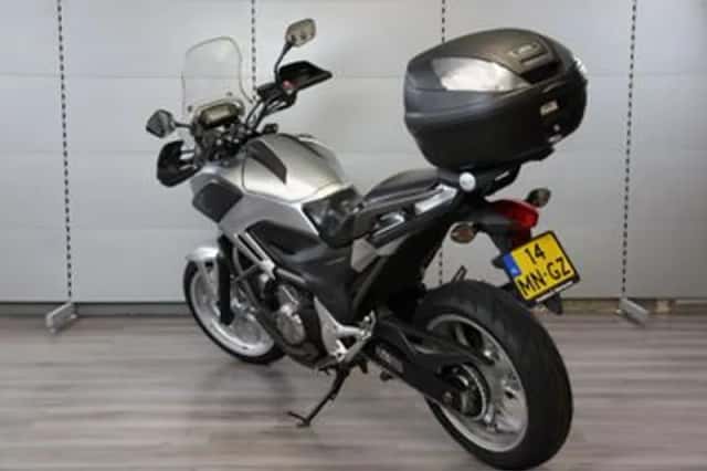 Honda NC700X (2012) thumbnail 6