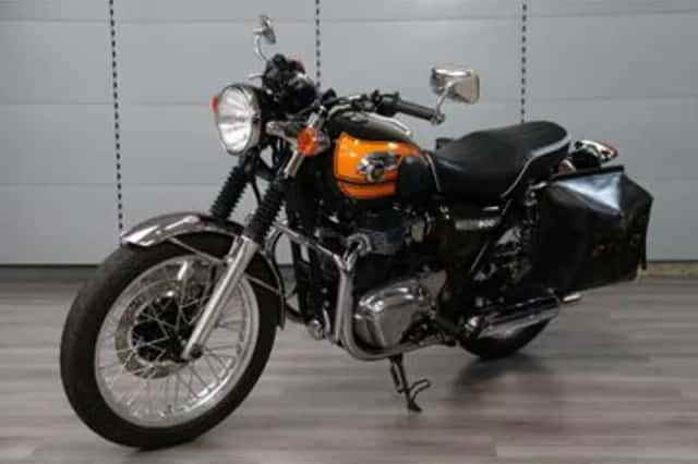 Kawasaki W800 (2016) thumbnail 3