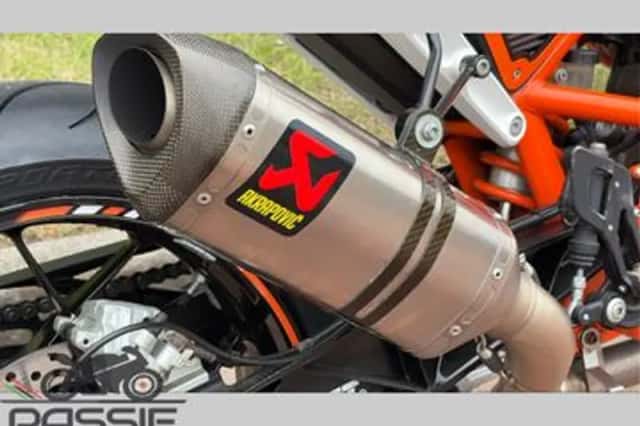 KTM 690 Duke R (2013) thumbnail 3
