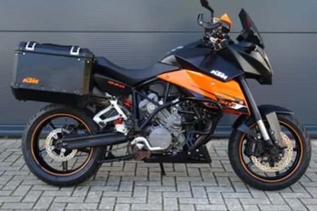 KTM 990 Supermoto T (2009) thumbnail 2