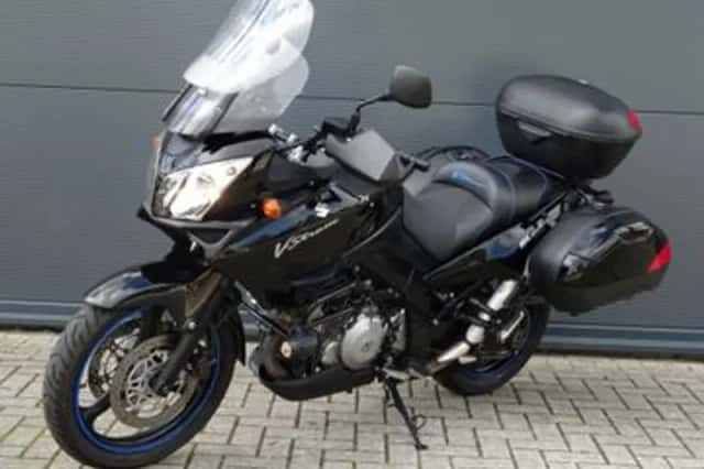 Suzuki V-Strom (2005) thumbnail 1